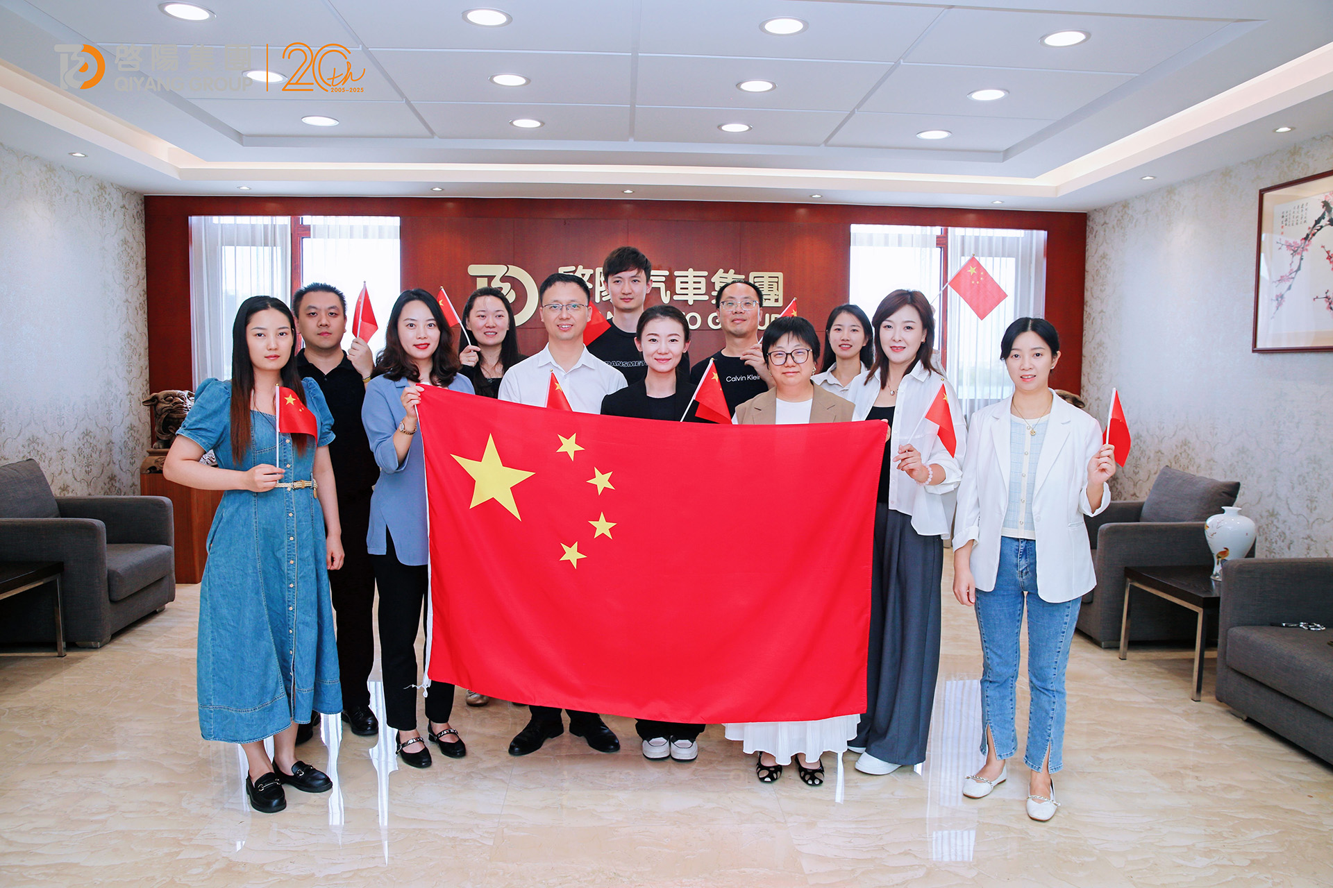 100959509784.jpg 101.jpg