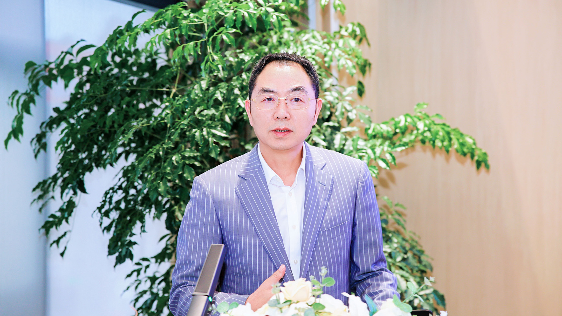 130952319987.jpg 12.jpg